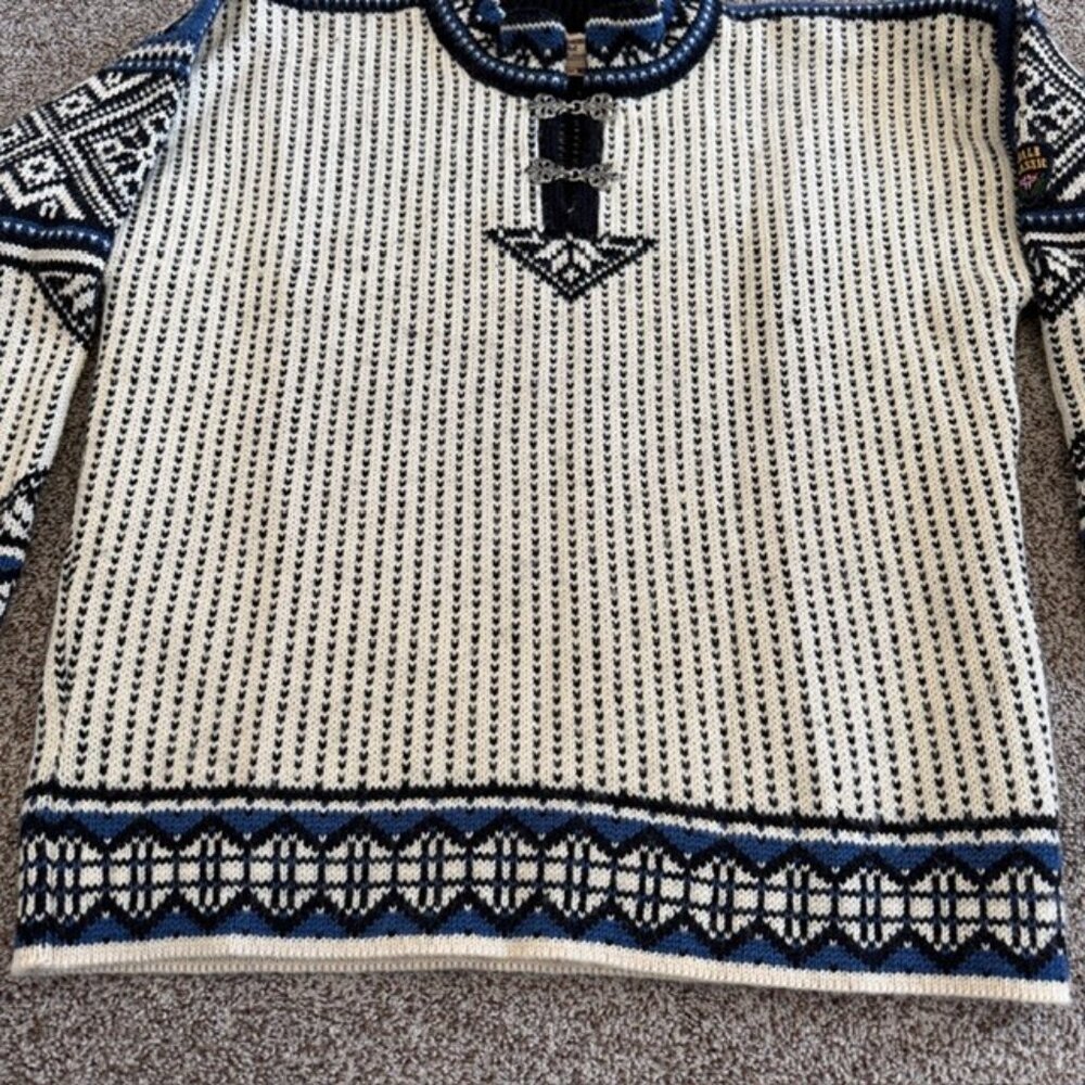 Vintage Dale of Norway Wool Sweater Norwegian Pullover Sweater Ivory Medium - Picture 3 of 16